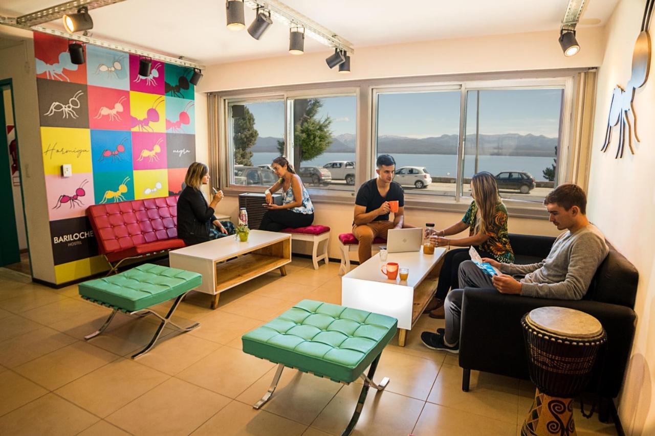 Hormiga Negra Hostel *
